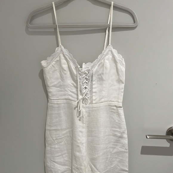 Reformation size 2 white linen jumpsuit - Picture 2 of 6